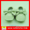 Korean new style autumn factory supplier fashion beige soft baby leather shoes for kid